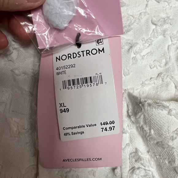 Avec Les Filles Cream Textured Fabric - Picture 4 of 6